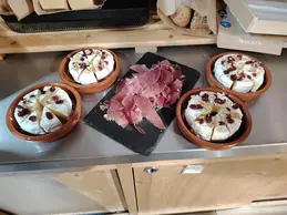 33-soiree-degustation-vins-fromages-7.webp