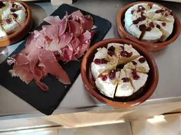 33-soiree-degustation-vins-fromages-8.webp